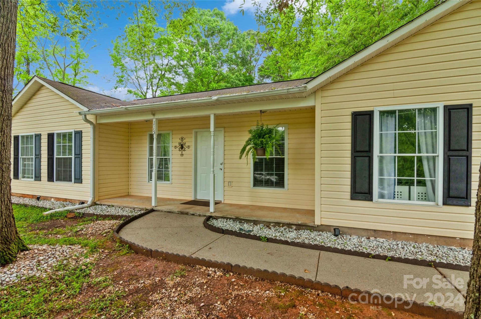 Property image 4 at 115 Walnut Street, York, SC 29745