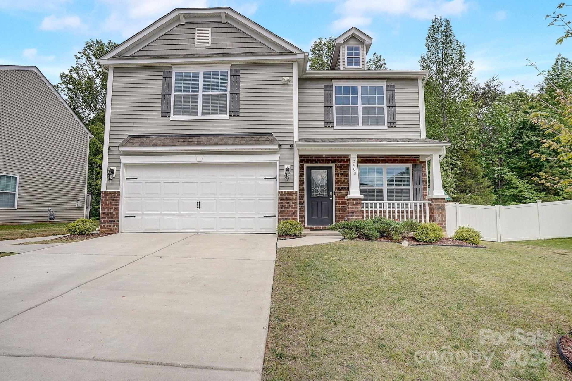 Property image 1 at 5908 Ellimar Field Lane, Charlotte, NC 28215