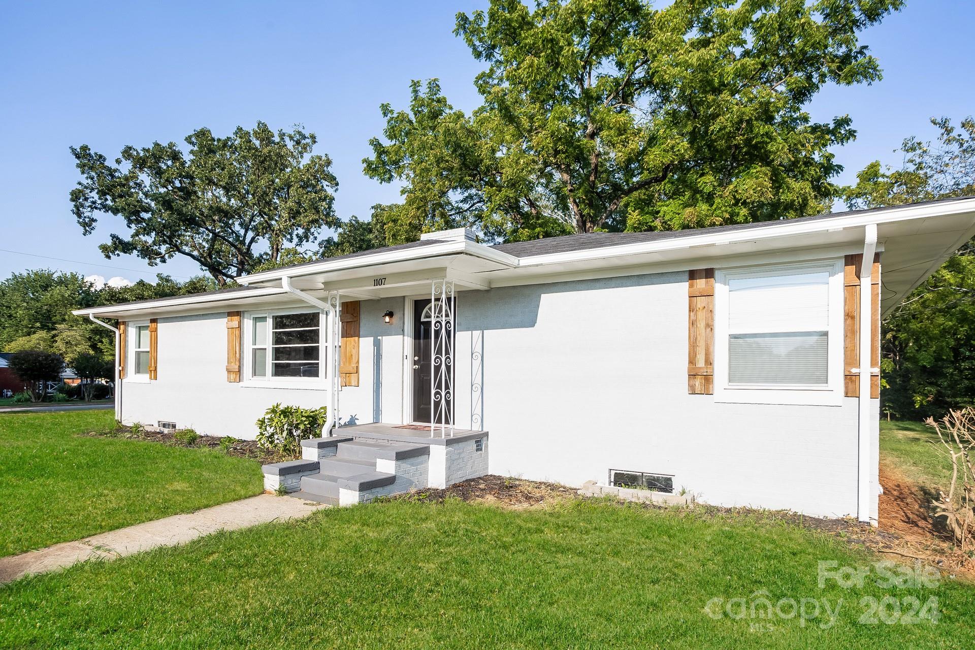 Property image 1 at 1107 Eastside Drive, Statesville, NC 28625