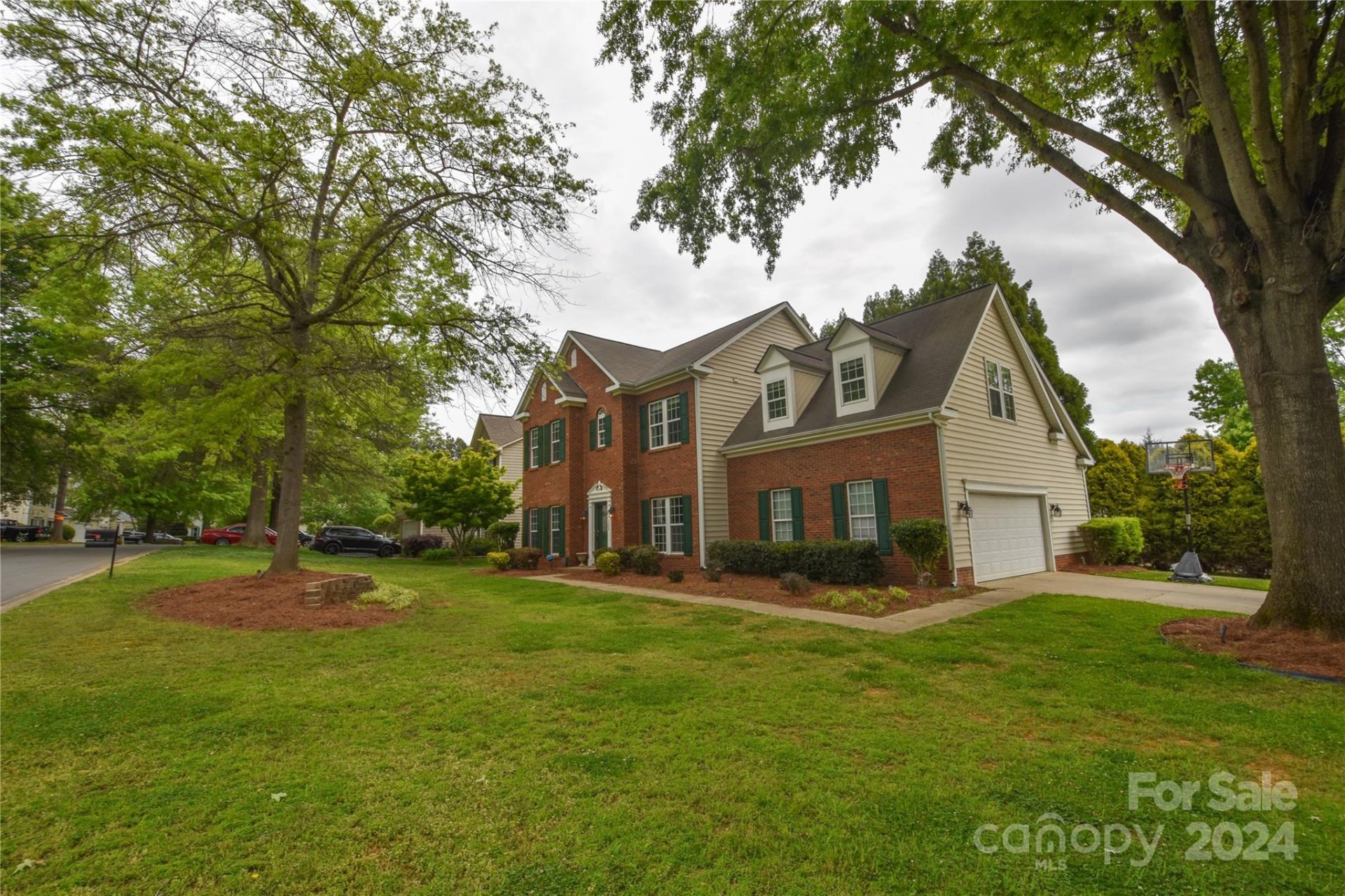 Property image 1 at 102 Rolling Stone Court, Mooresville, NC 28117