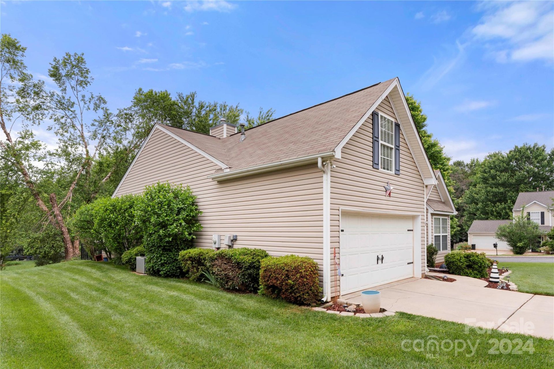 Property image 3 at 1602 Eagle Lake Drive, Fort Mill, SC 29707