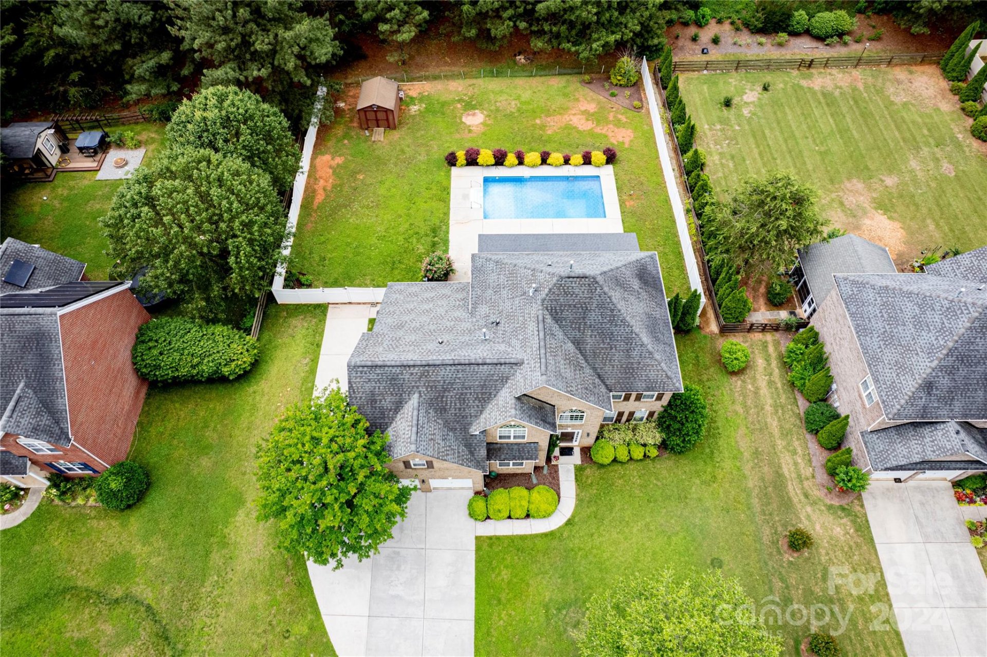 179 Winter Flake Drive