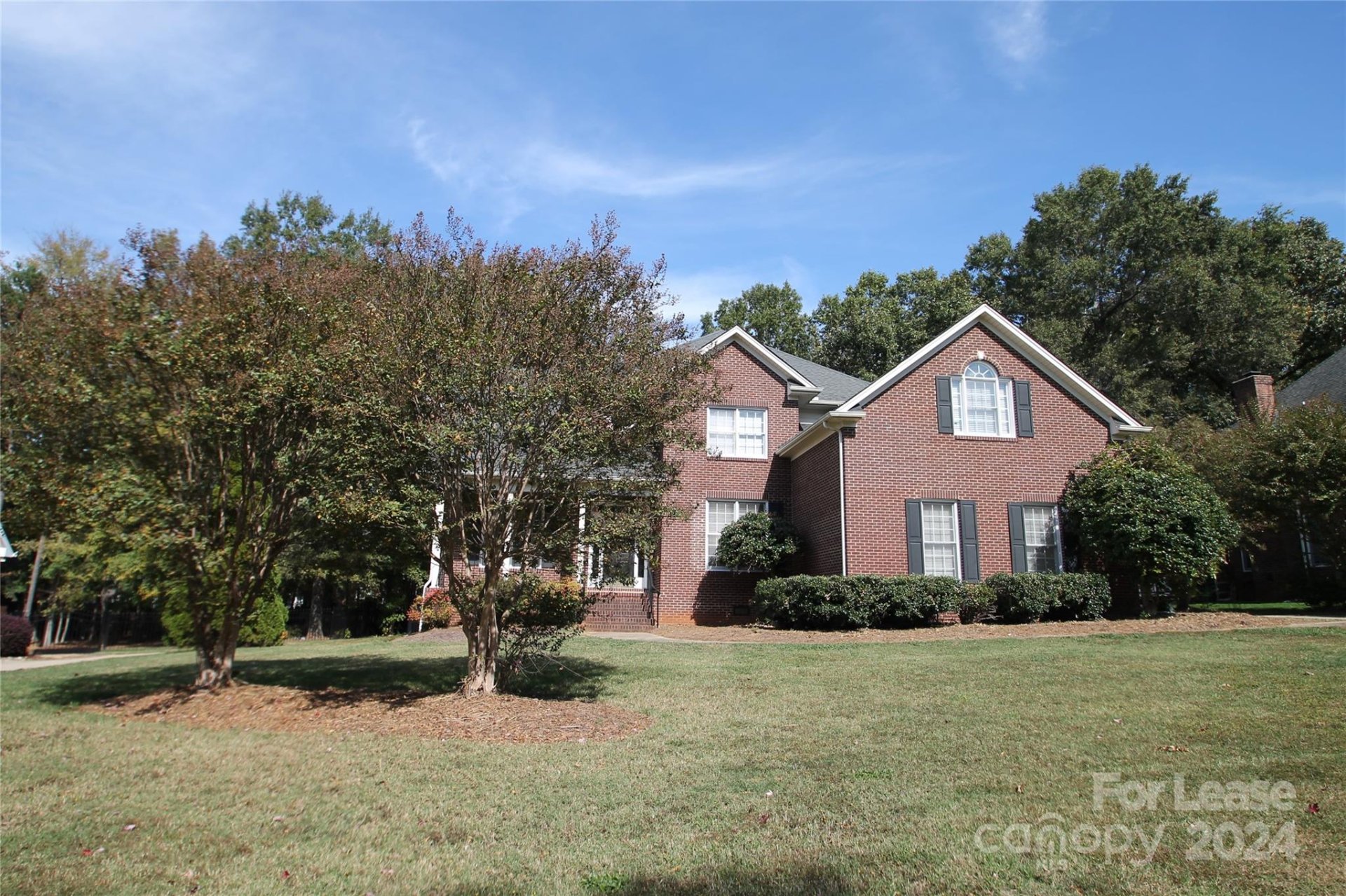 1508 Summit View Drive