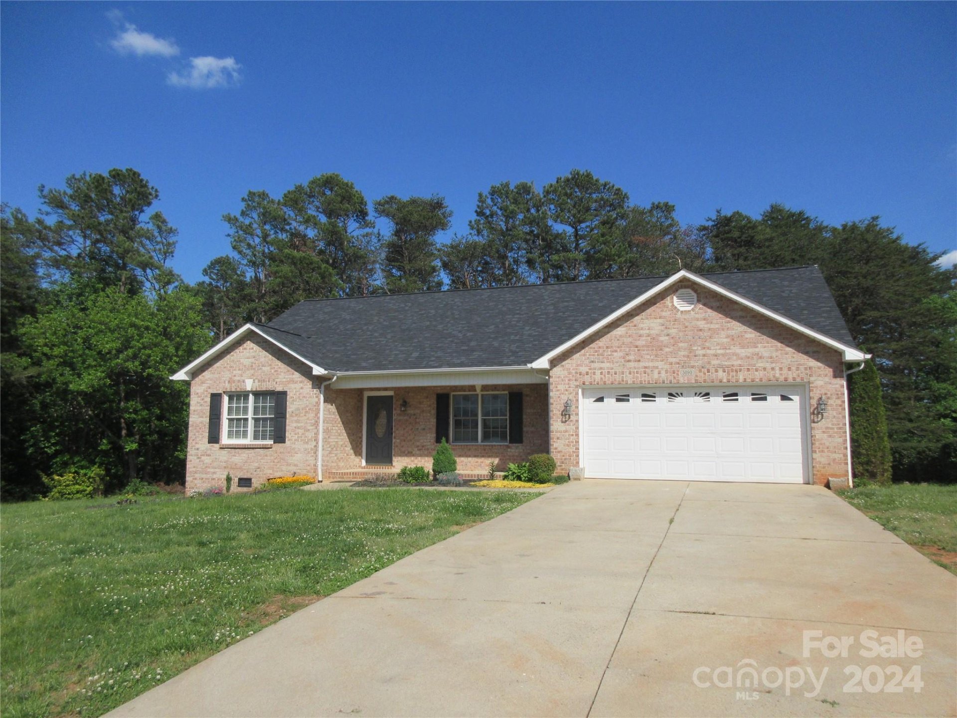 Property image 1 at 5090 Mill Pond Drive, Conover, NC 28613