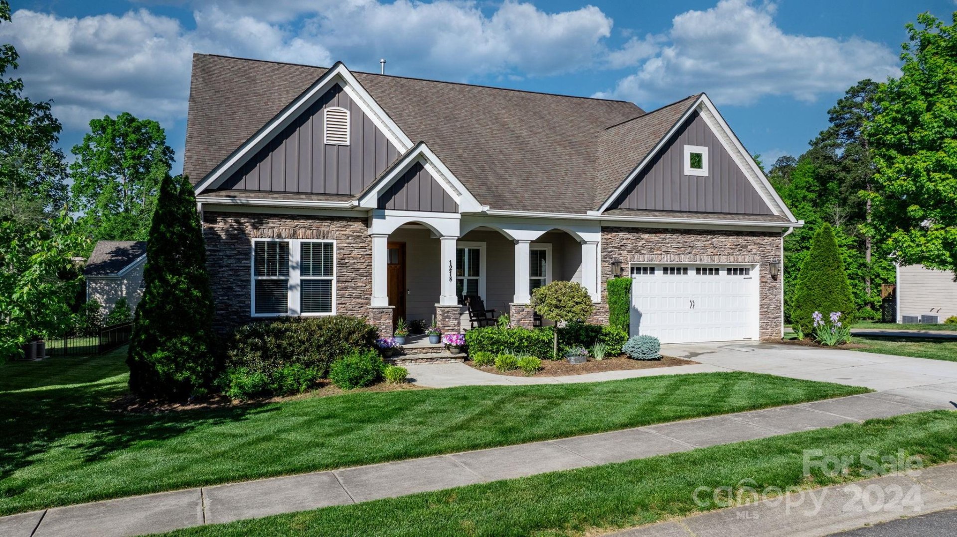 Property image 1 at 1218 39th Avenue, Hickory, NC 28601