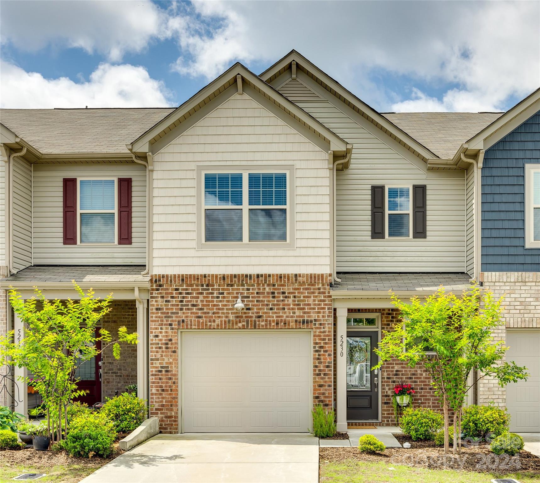 5230 Spanish Ivy Lane