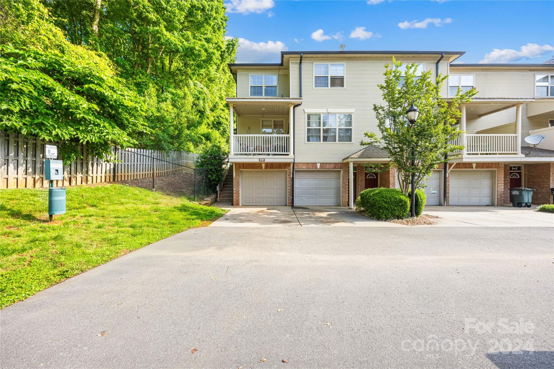 Property image 1 at 6407 Quarterbridge Lane, Charlotte, NC 28262