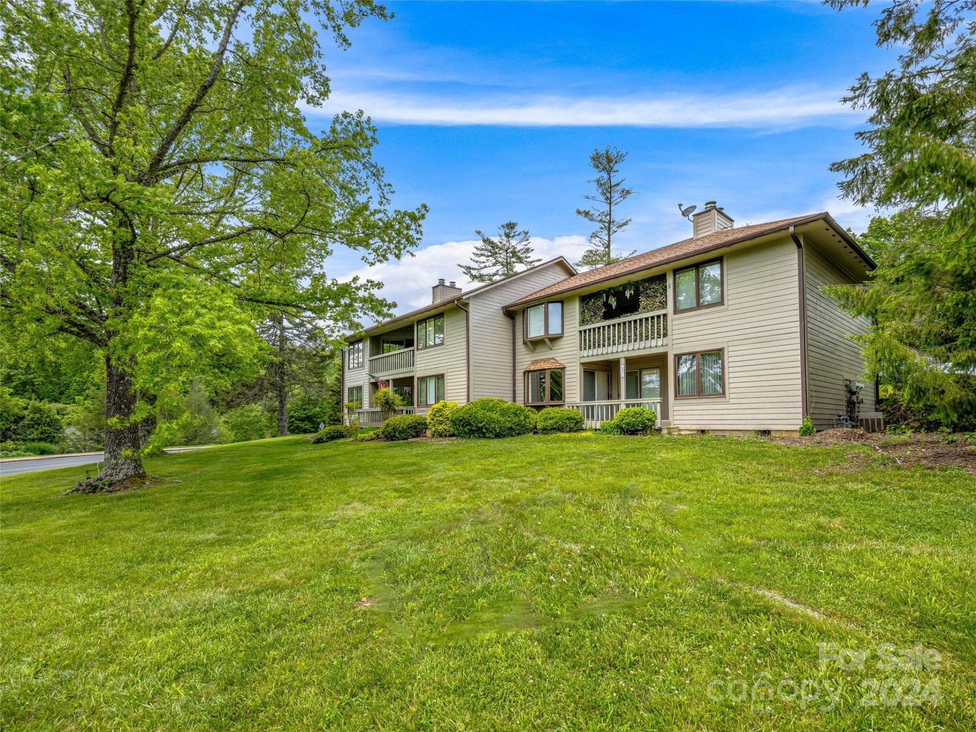 Property image 2 at 23 Eagle Run, Brevard, NC 28712