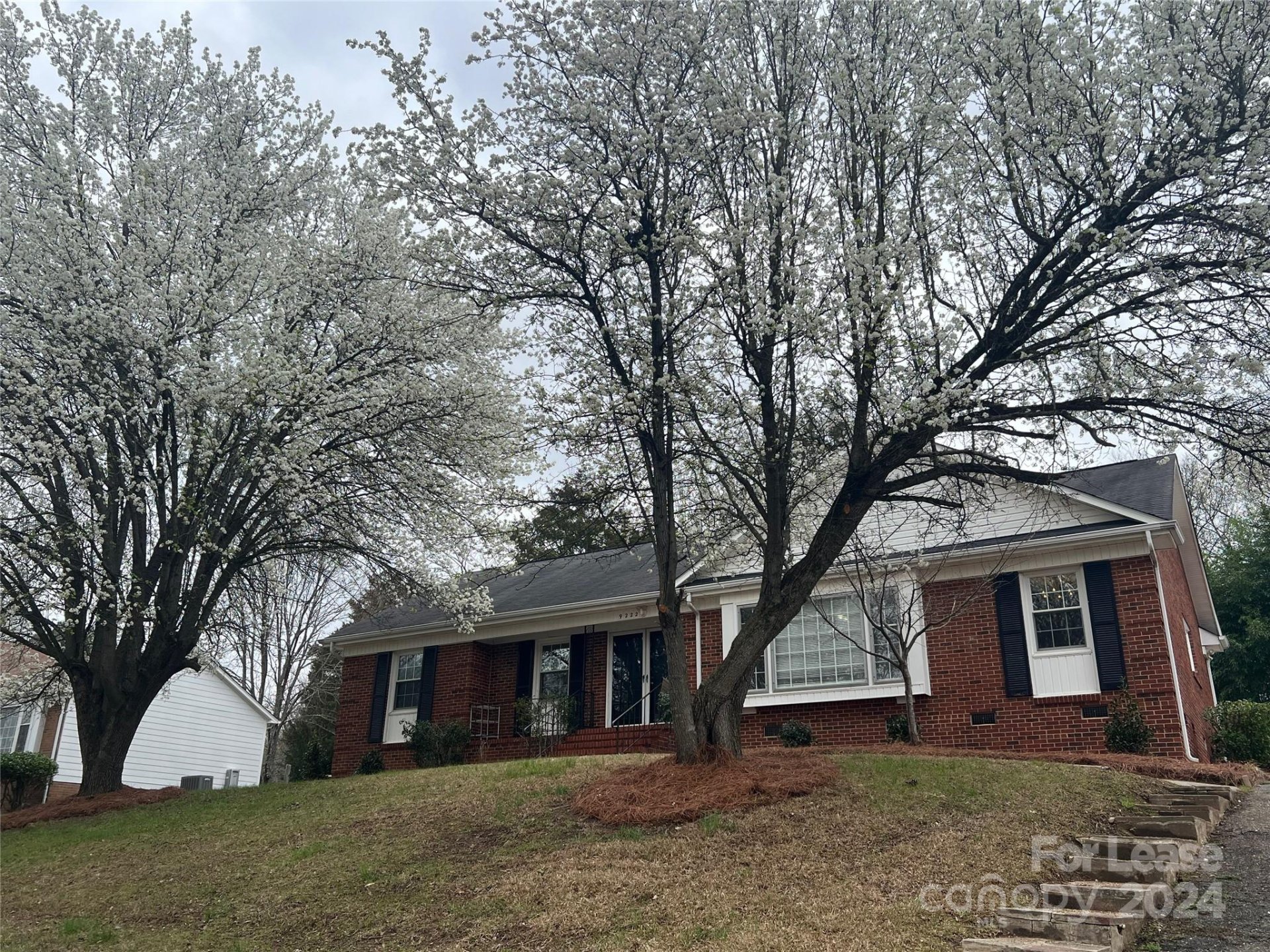 Property image 1 at 9222 Robert Frost Lane, Charlotte, NC 28213