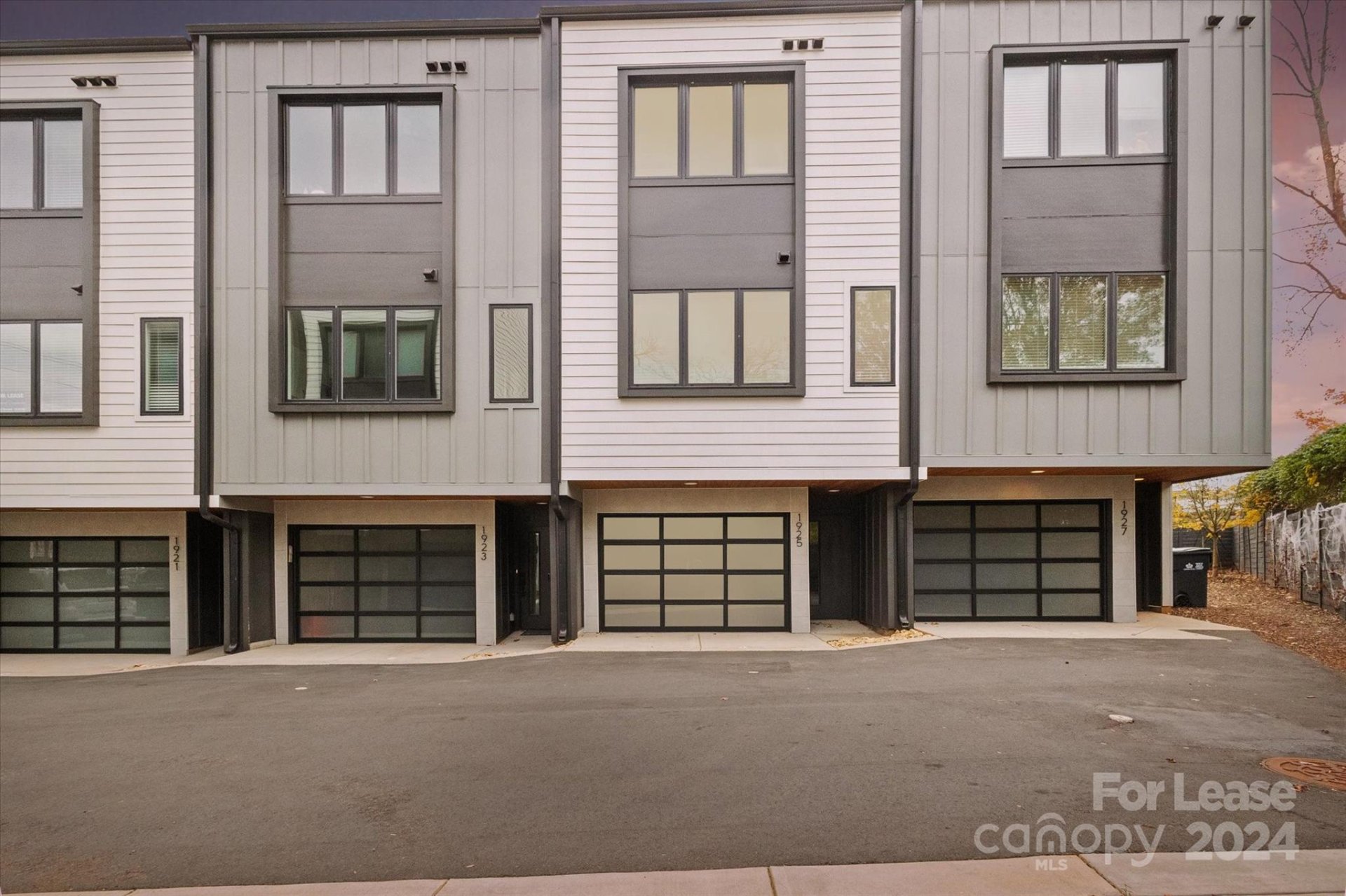 Property image 1 at 1925 W Trade Street, Charlotte, NC 28216