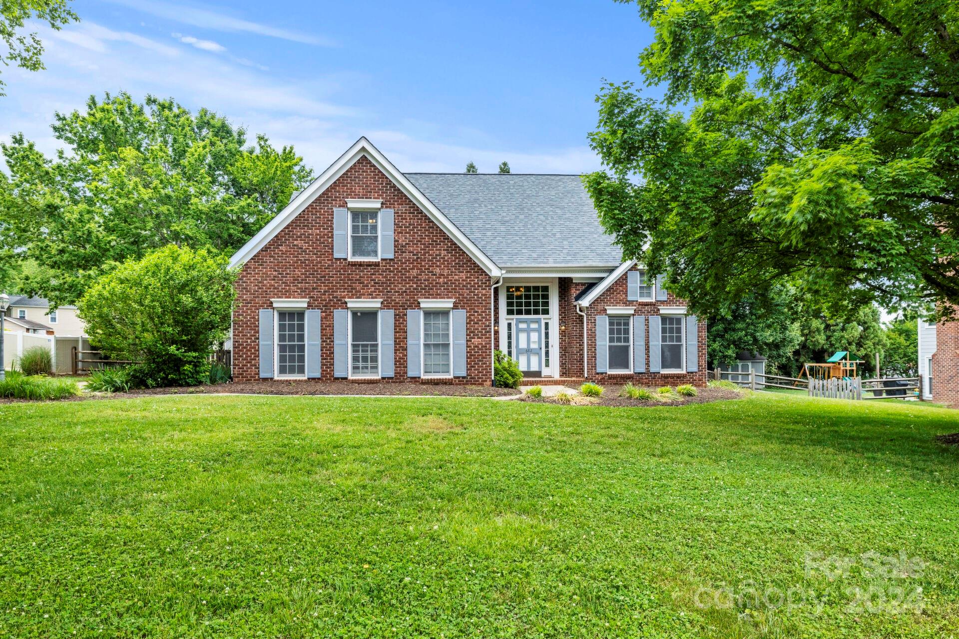 Property image 1 at 682 Highland Ridge Road, Mooresville, NC 28115