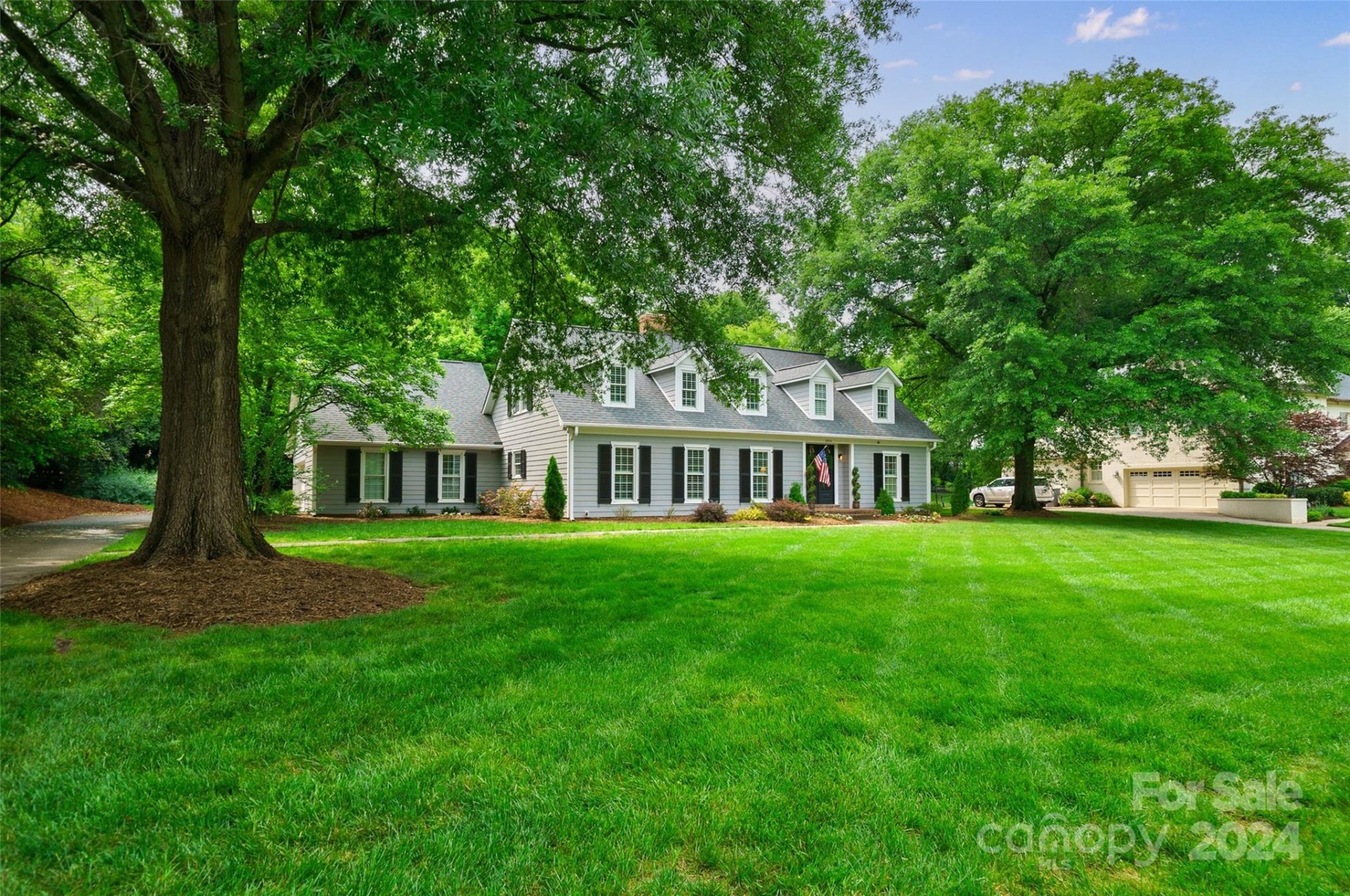 Property image 1 at 3924 Huntcliff Drive, Charlotte, NC 28226