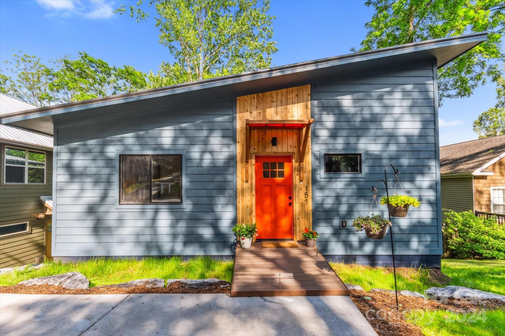 151 Laurel Loop