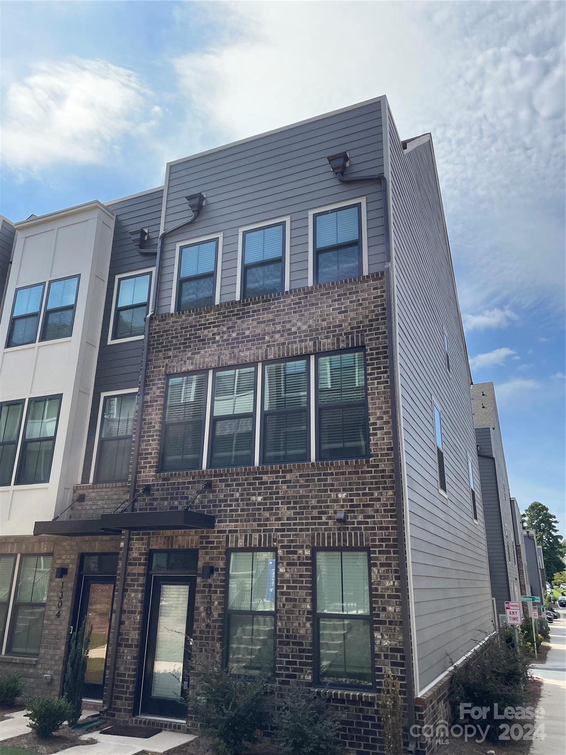 Property image 1 at 1302 Gleason Way, Charlotte, NC 28217