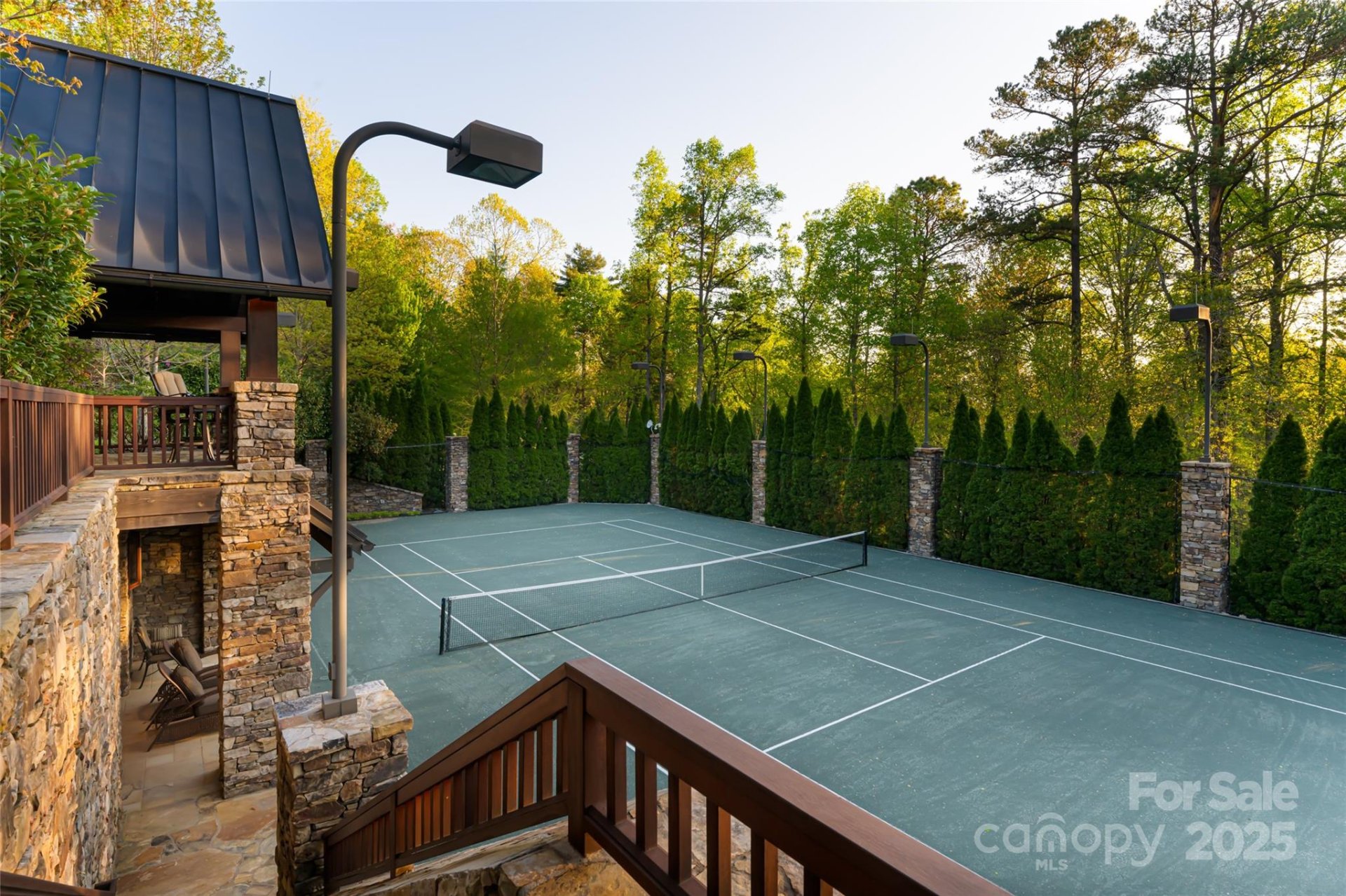 Property image 4 at 66 N Deerhaven Lane, Asheville, NC 28803