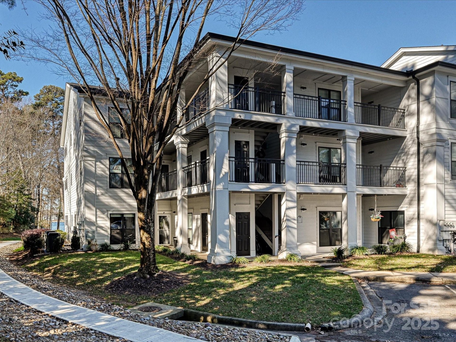 17810 Half Moon Lane