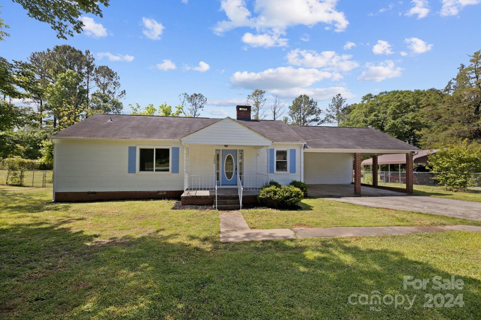 Property image 1 at 1200 Laurel Avenue, Lancaster, SC 29720