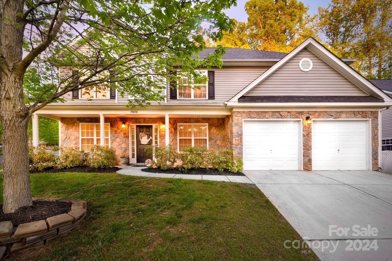 Property image 1 at 19030 Kanawha Drive, Cornelius, NC 28031