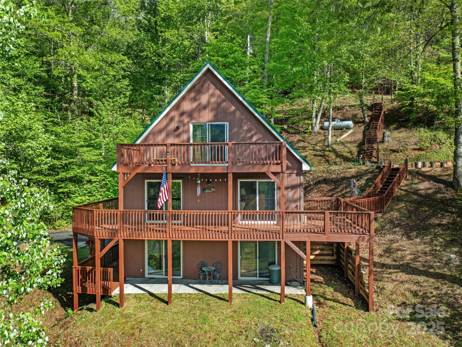 Property image 3 at 412 Blueberry Drive, Burnsville, NC 28714