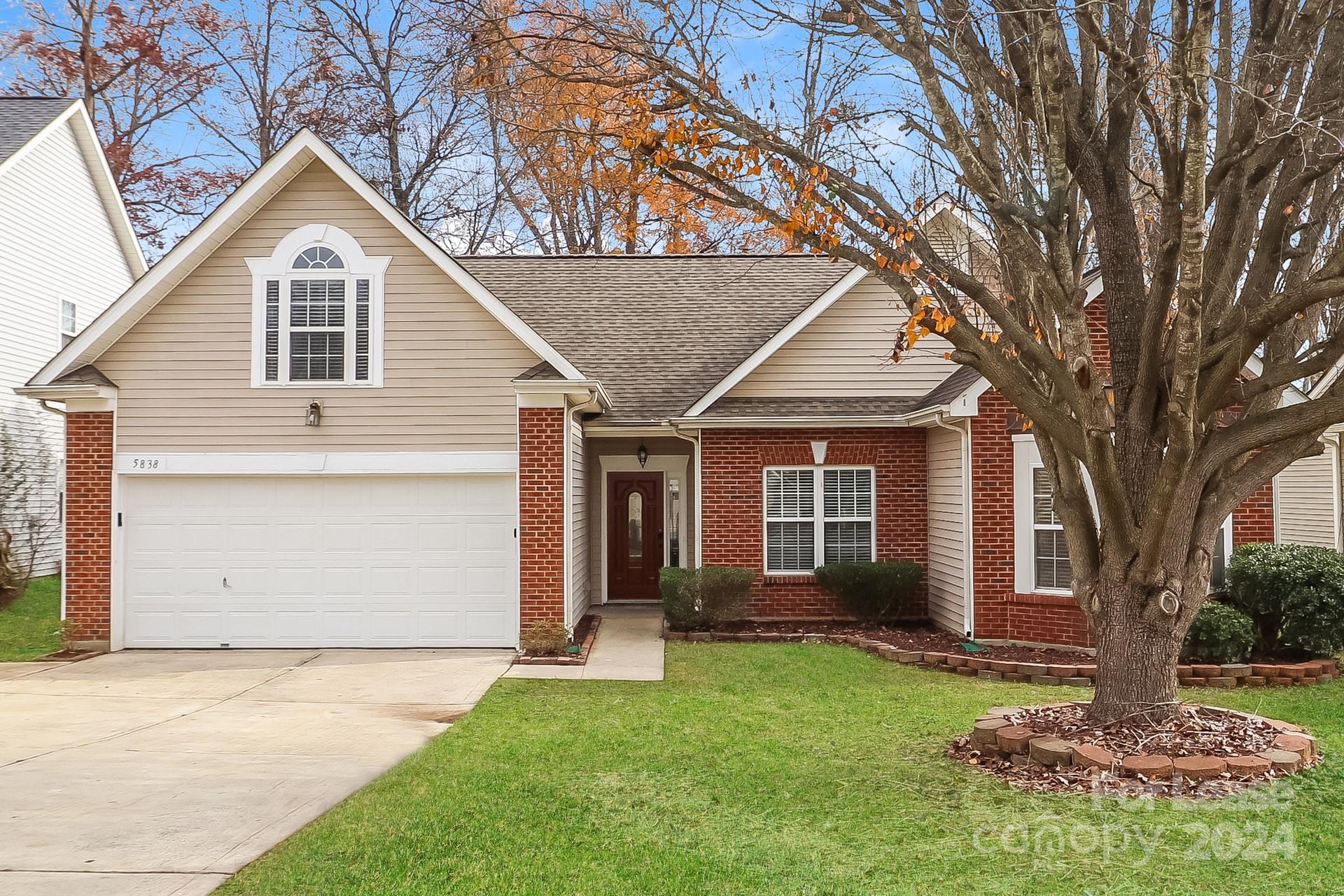 Property image 1 at 5838 Shining Oak Lane, Charlotte, NC 28269