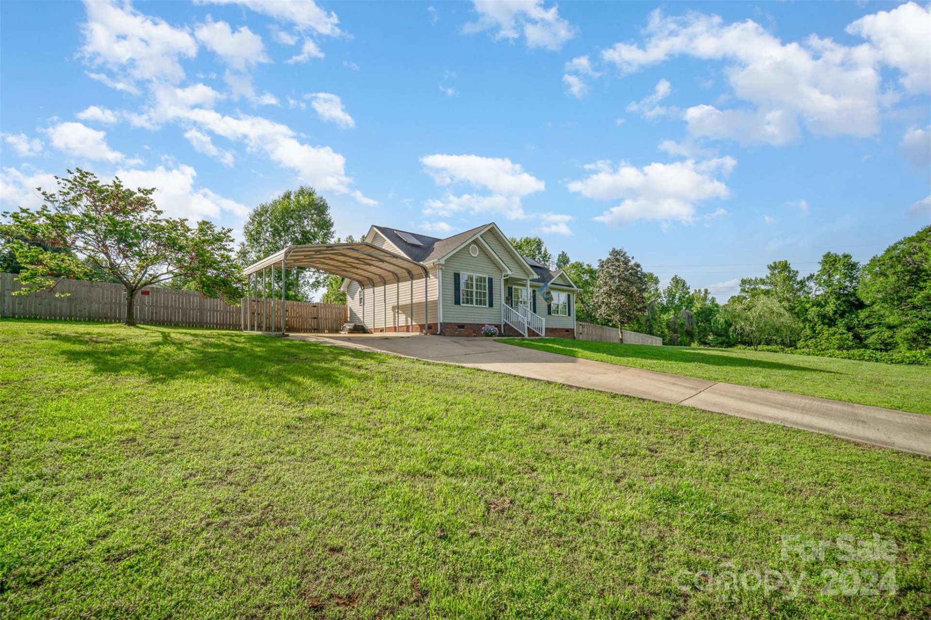 Property image 3 at 1607 Thrush Way, Clover, SC 29710