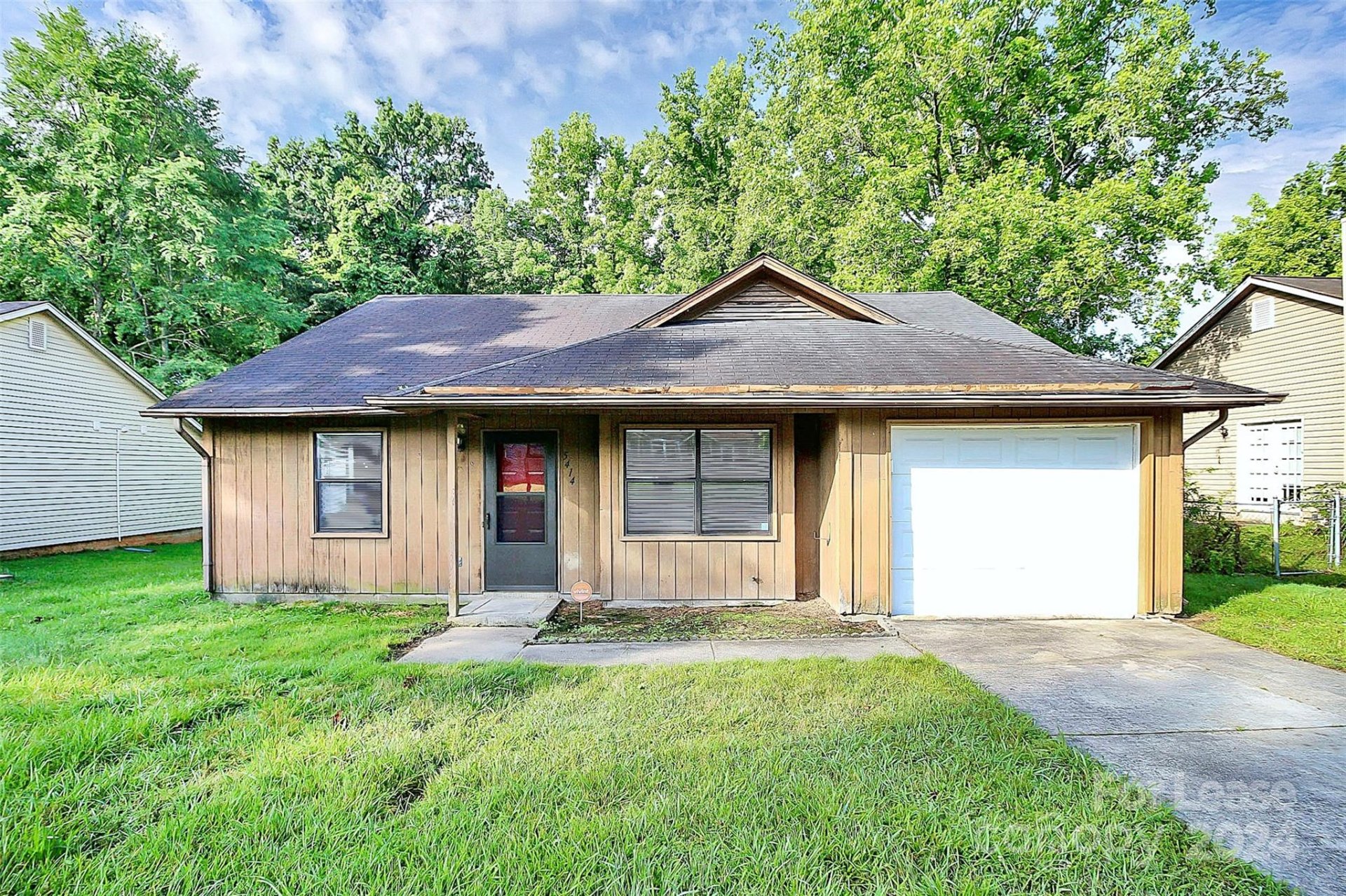 Property image 1 at 5414 Amado Street, Charlotte, NC 28215