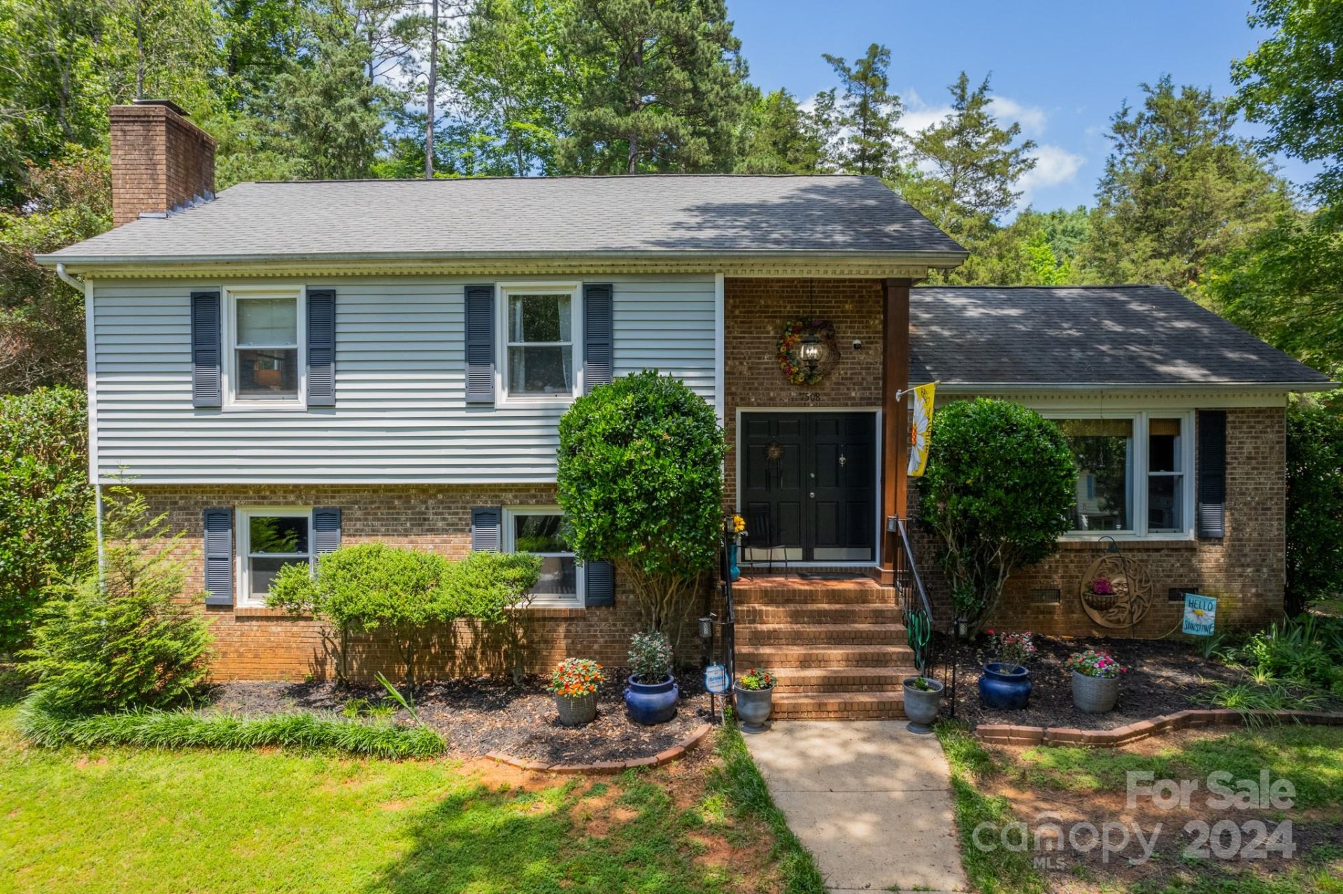 Property image 1 at 7508 Limerick Drive, Charlotte, NC 28270