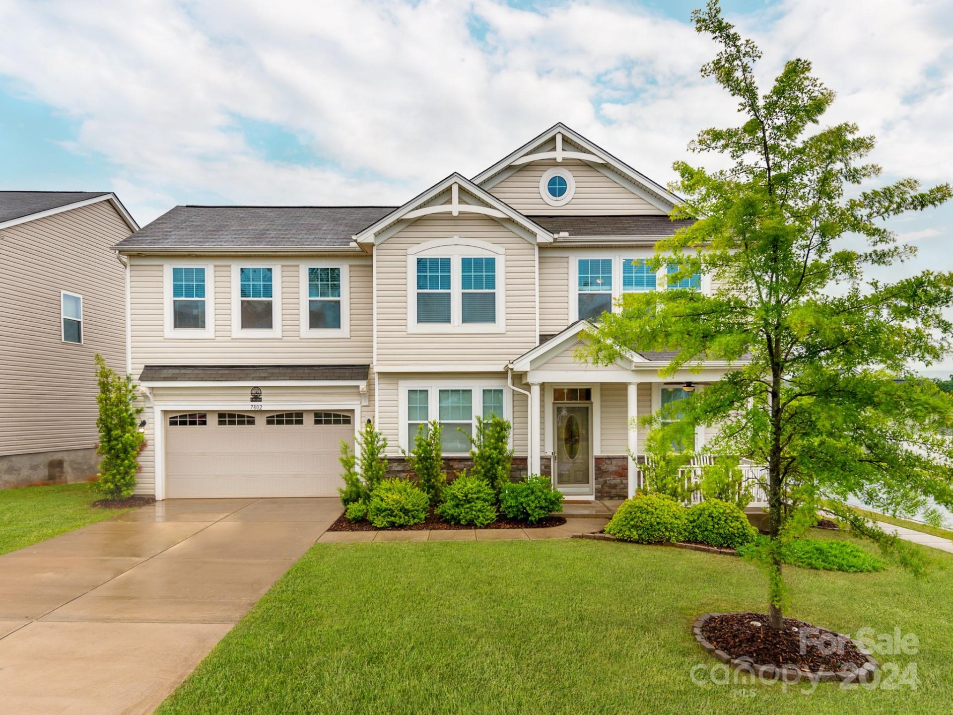 Property image 1 at 7802 Meridale Forest Drive, Charlotte, NC 28269