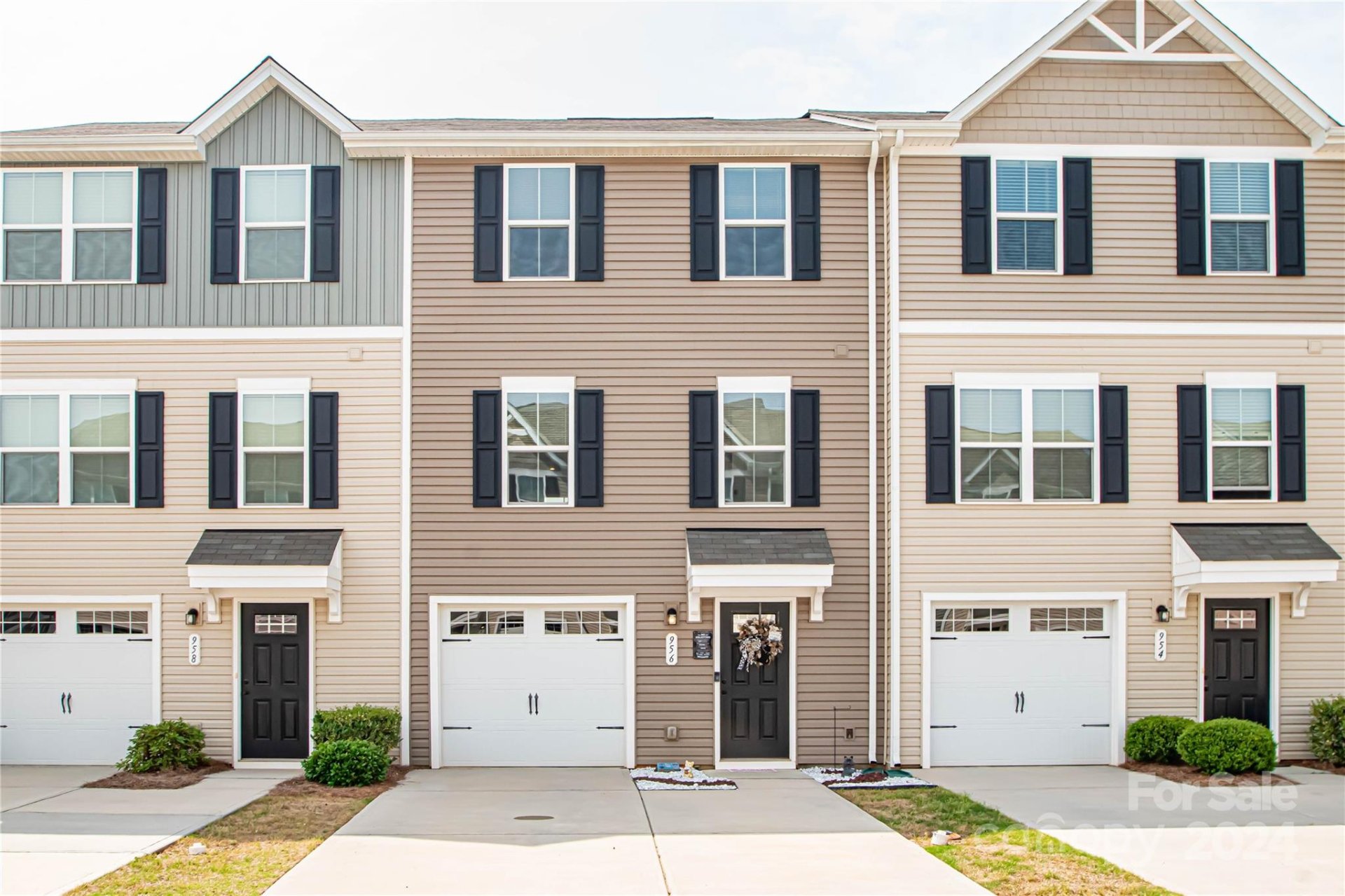 Property image 1 at 956 Taybyn Road, Fort Mill, SC 29715