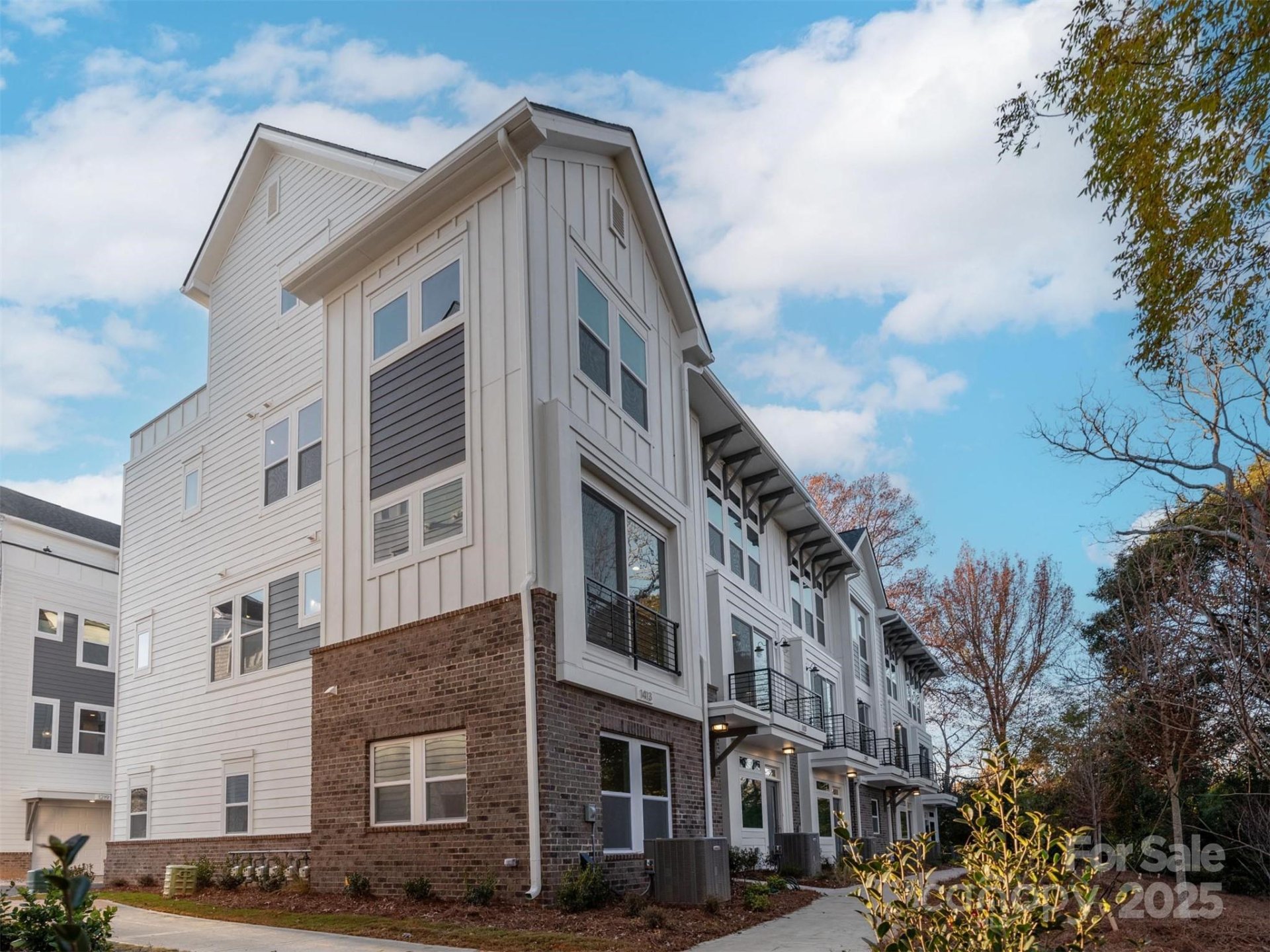 Property image 5 at 1413 Collier Walk Alley, Charlotte, NC 28205