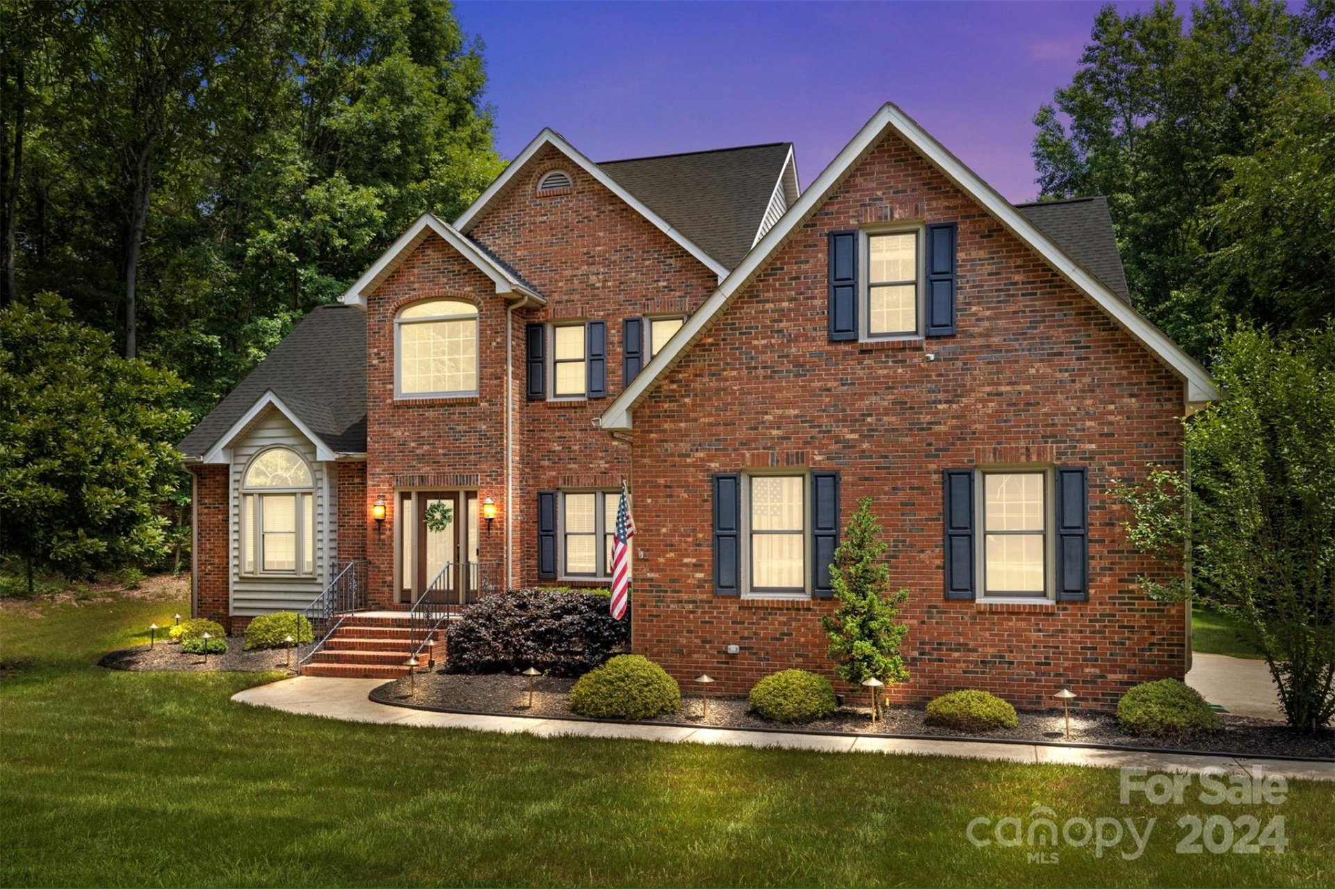 16009 Hamilton Forest Drive