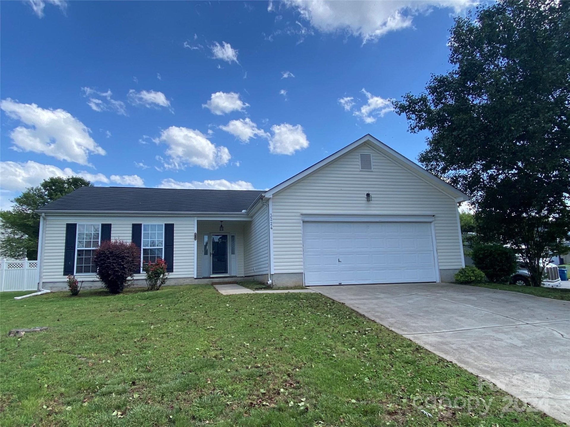 Property image 1 at 3224 Hawick Commons Drive, Concord, NC 28027