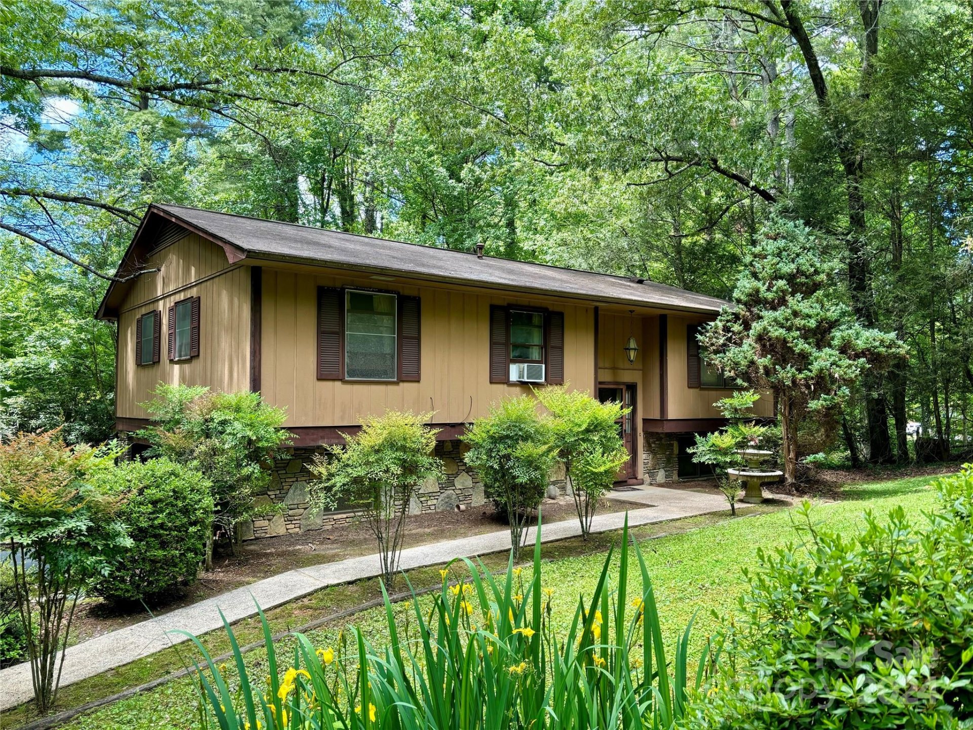 Property image 1 at 161 Timberlane Drive, Etowah, NC 28729