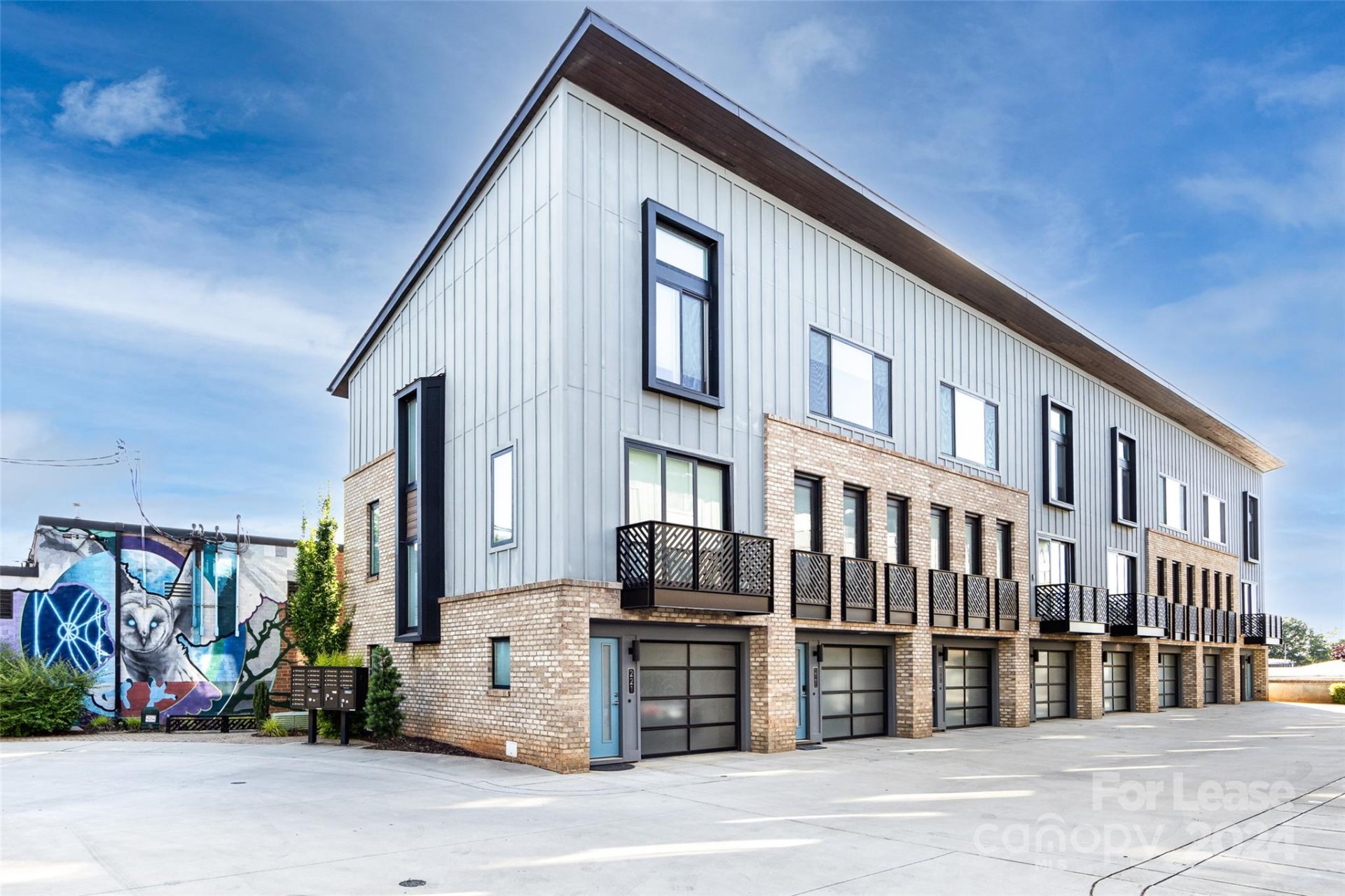 Property image 1 at 237 Domain Way, Charlotte, NC 28203