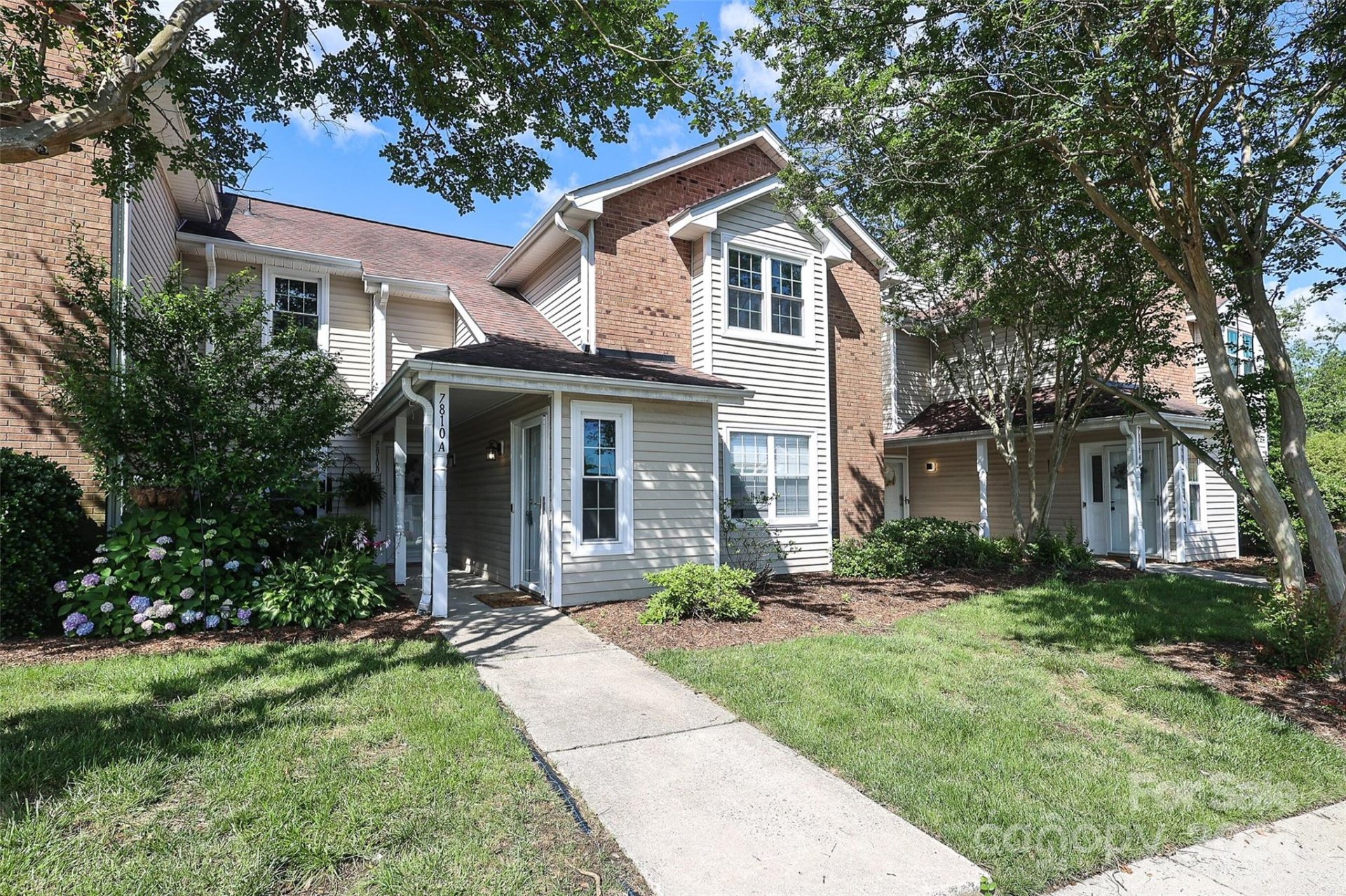 Property image 1 at 7810 Renaissance Court, Charlotte, NC 28226