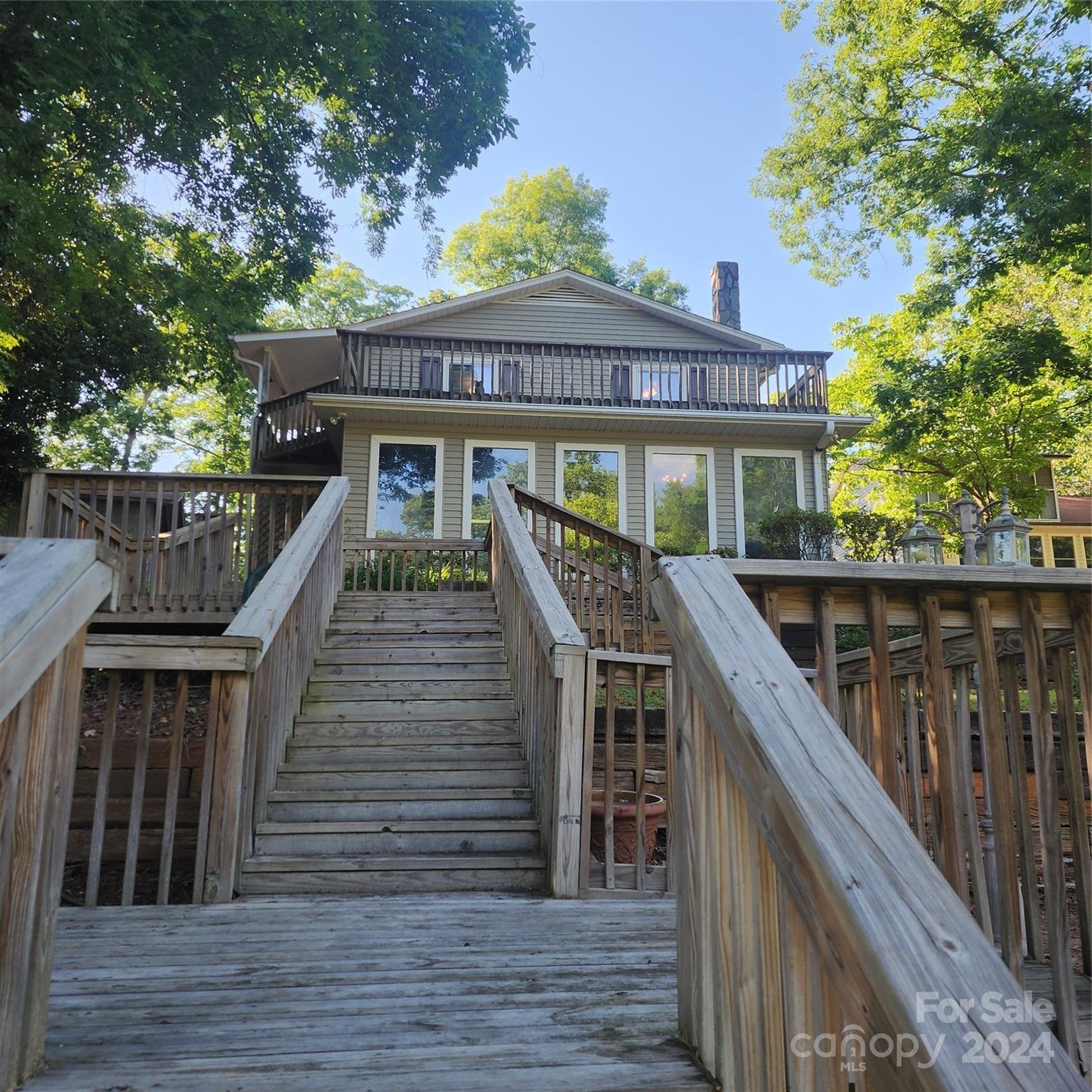 277 Sunset Boulevard