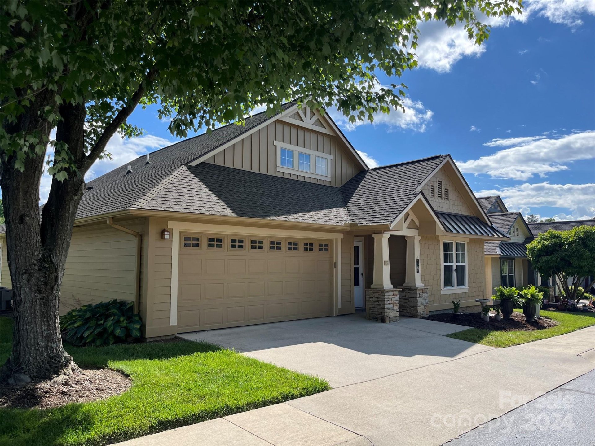 Property image 1 at 47 Barn Owl Way, Hendersonville, NC 28792