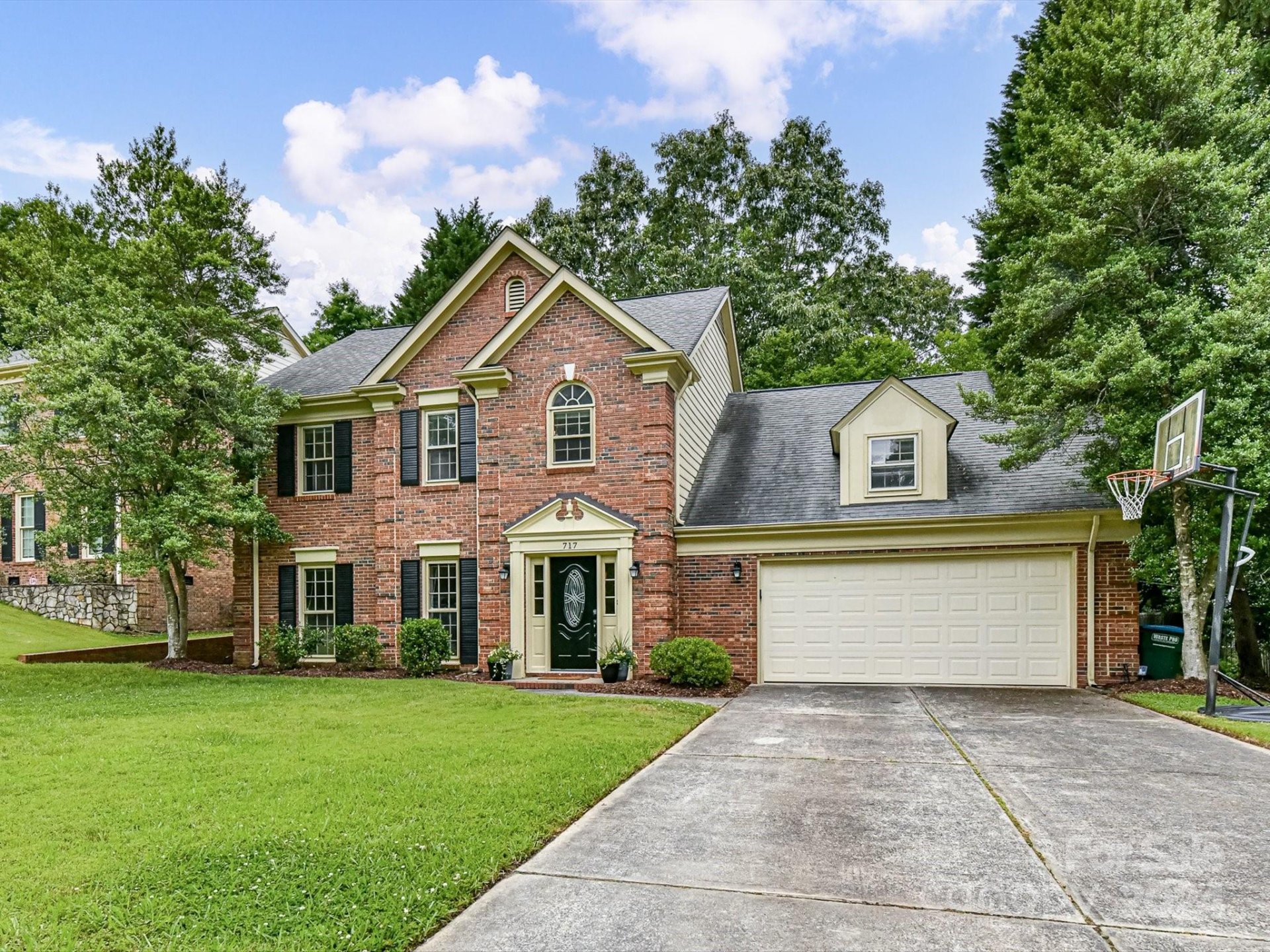 717 Fredricksburg Road