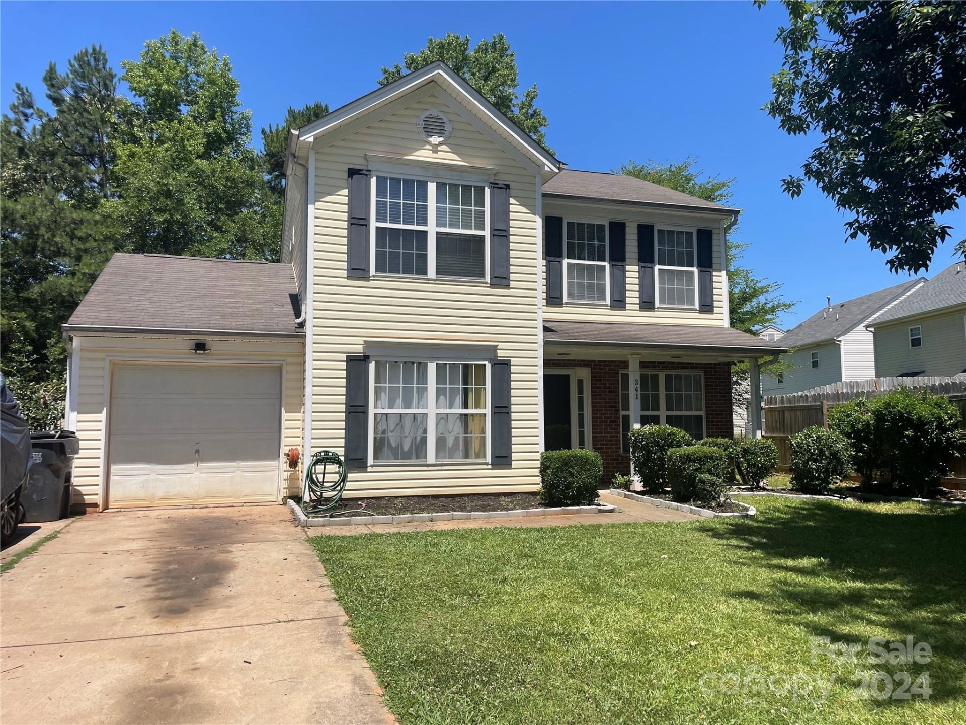 Property image 1 at 341 Winding Canyon Drive, Charlotte, NC 28214