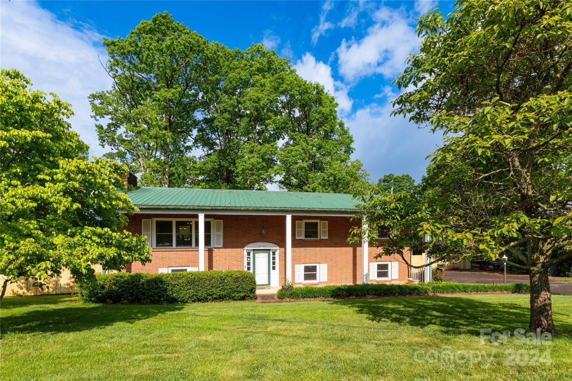 Property image 1 at 45 Leaf Lane, Clyde, NC 28721