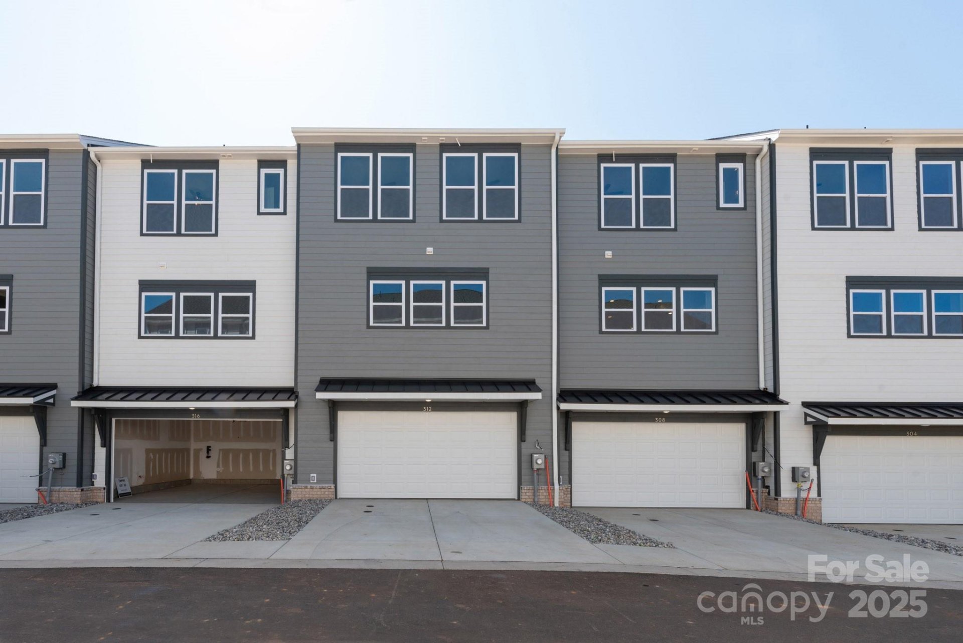 Property image 2 at 312 Ferebee Place, Charlotte, NC 28213