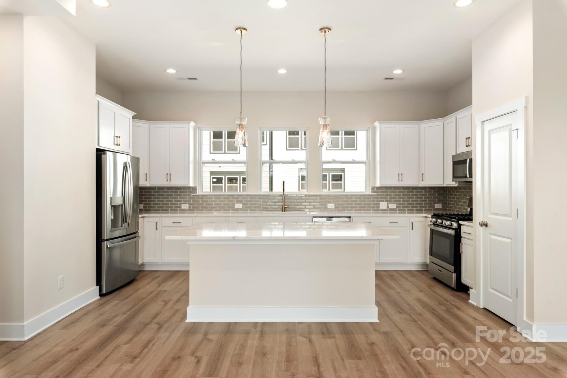 Property image 1 at 308 Ferebee Place, Charlotte, NC 28213