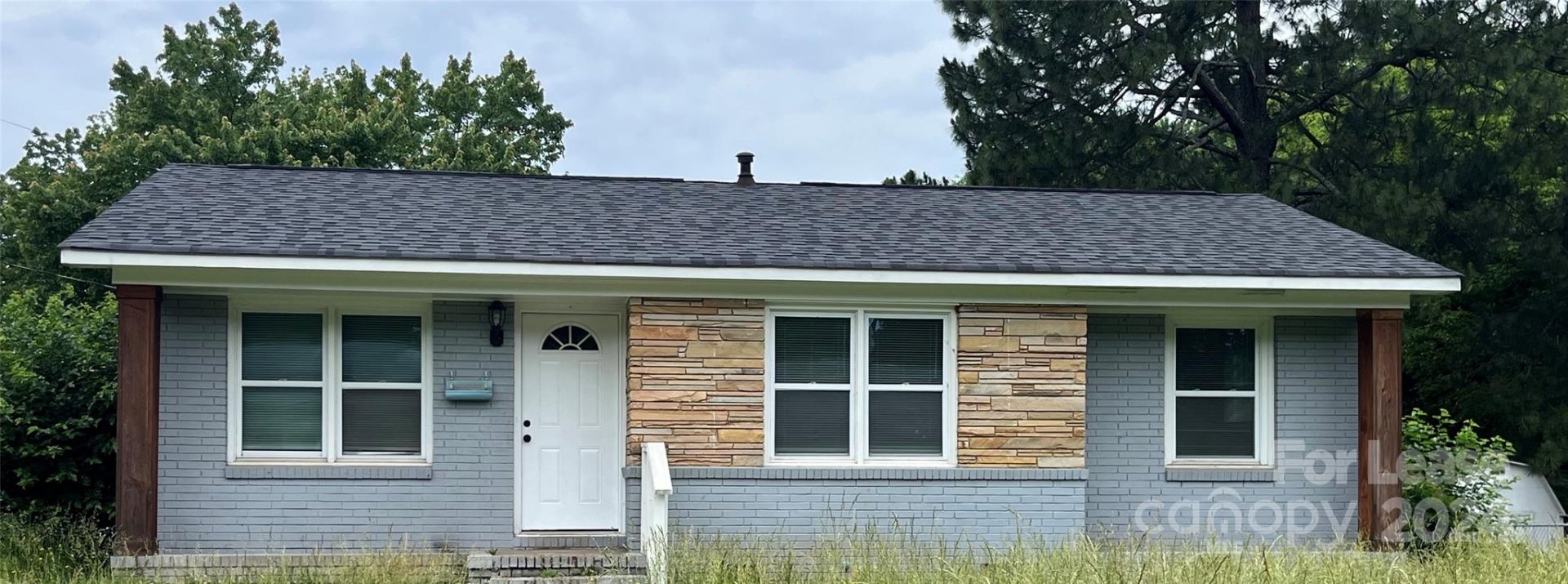 Property image 1 at 4501 Ridgeley Drive, Charlotte, NC 28208