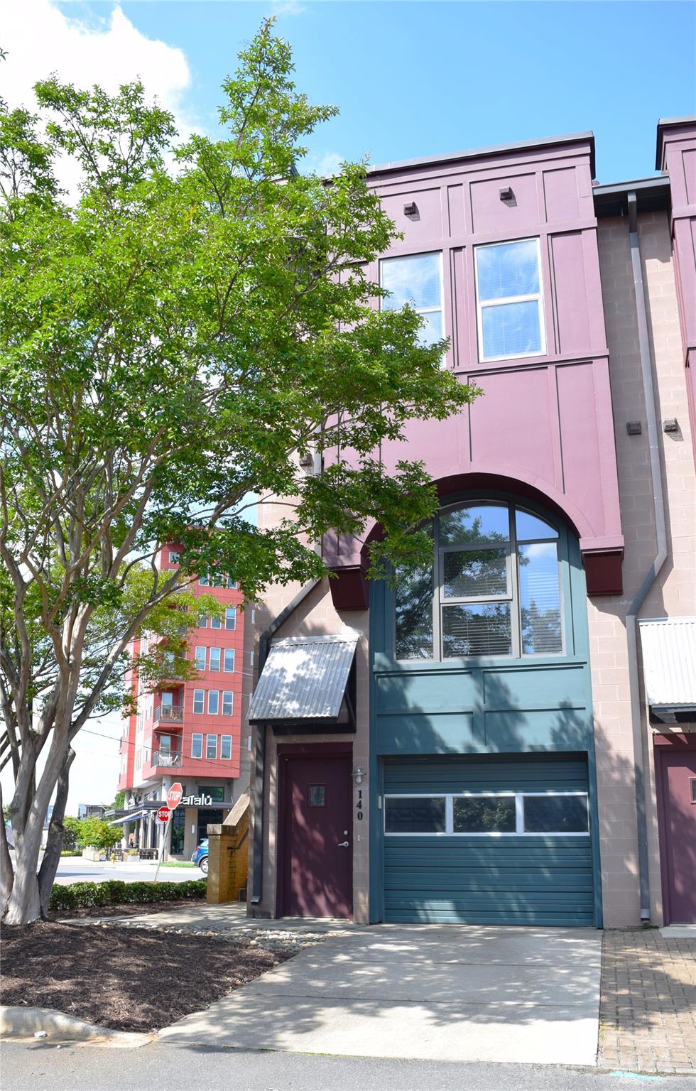 140 Rail Crossing Lane