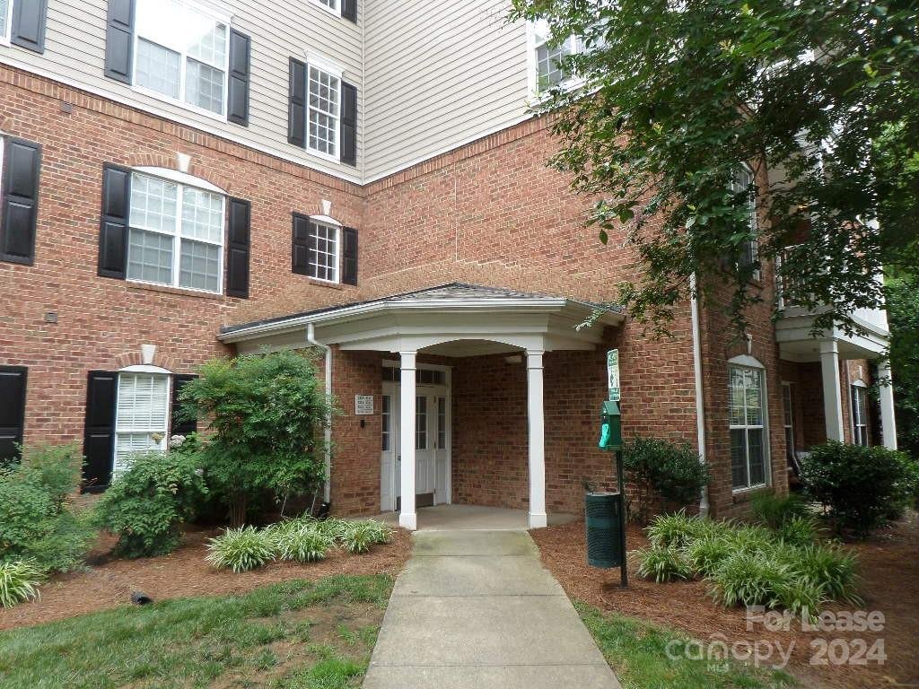 Property image 1 at 3224 Margellina Drive, Charlotte, NC 28210