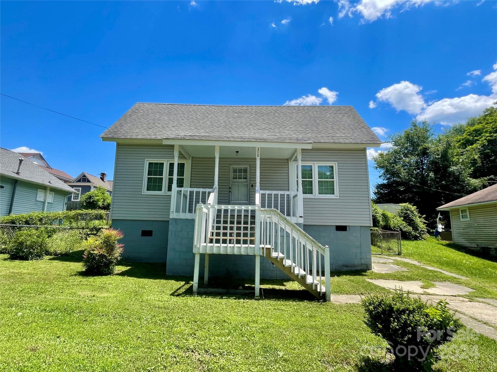 Property image 1 at 310 S Ransom Street, Gastonia, NC 28052