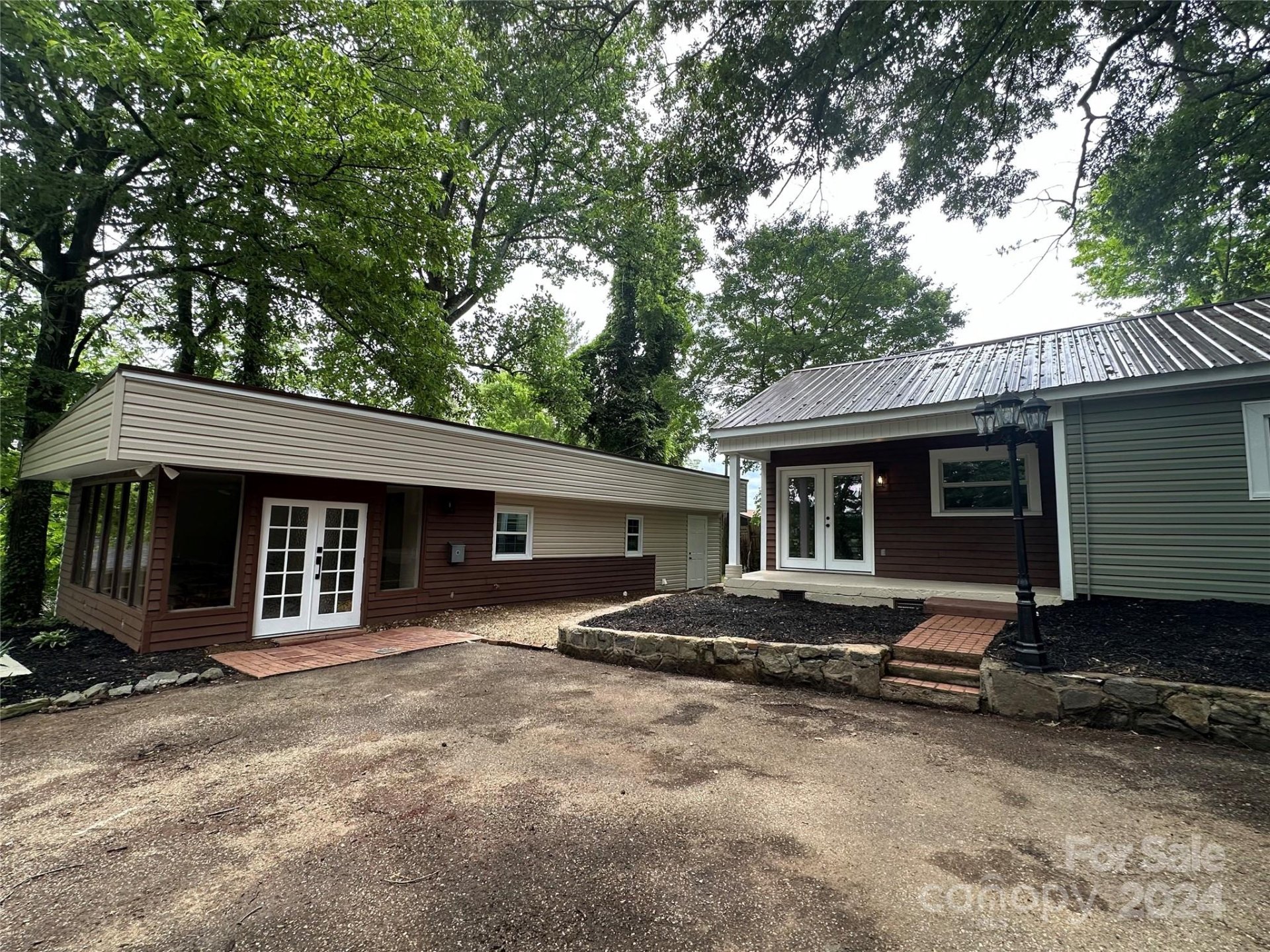 Property image 1 at 532 530 Kentwood Street, Lenoir, NC 28645