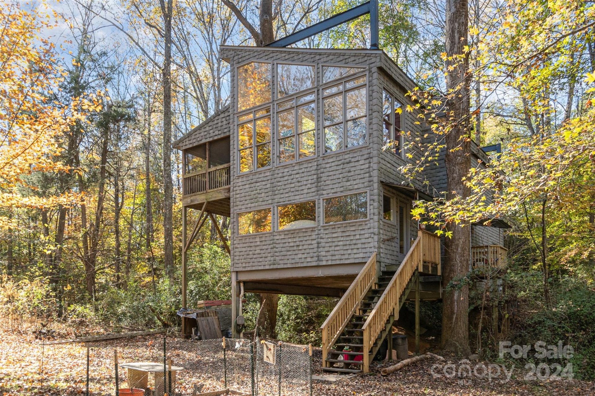 Property image 2 at 7600 Cedarbrook Drive, Charlotte, NC 28215
