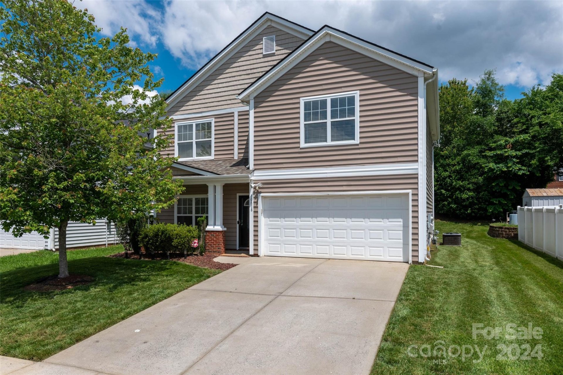 Property image 1 at 10818 Slalom Hill Road, Charlotte, NC 28278