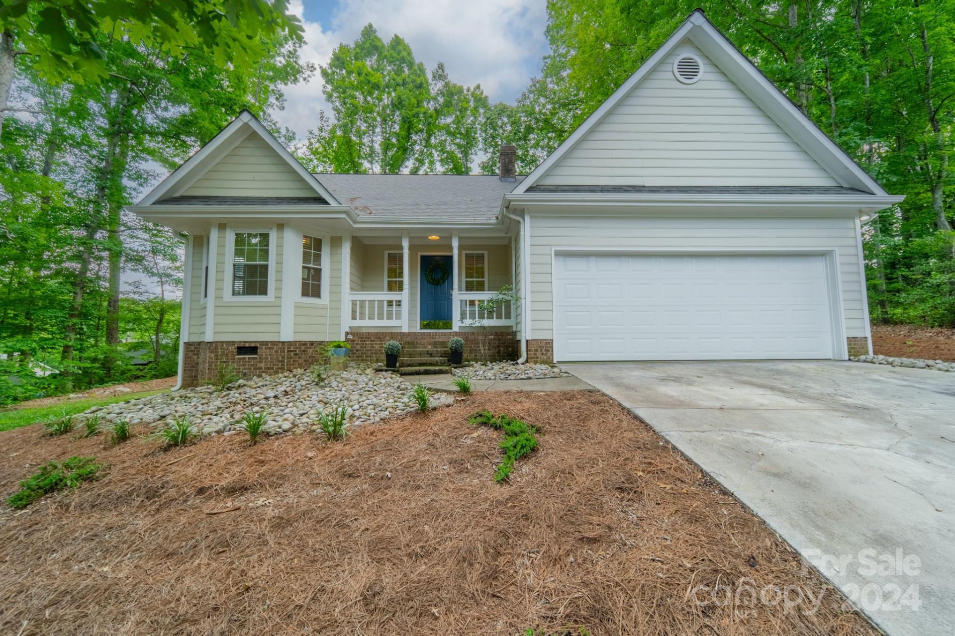 Property image 1 at 261 Bubbling Well Road, Denver, NC 28037